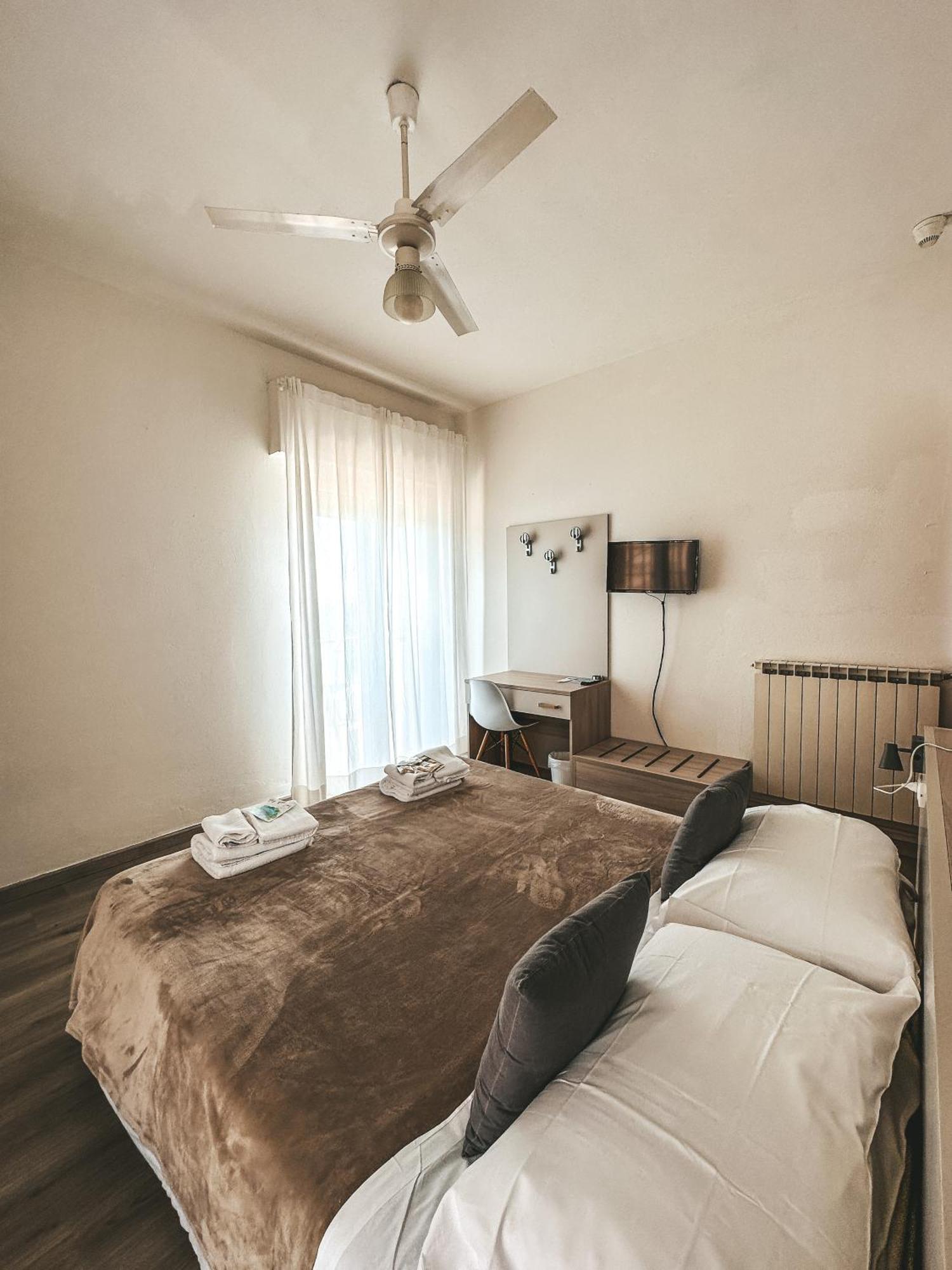 Hotel Maremola 皮特拉利古 外观 照片